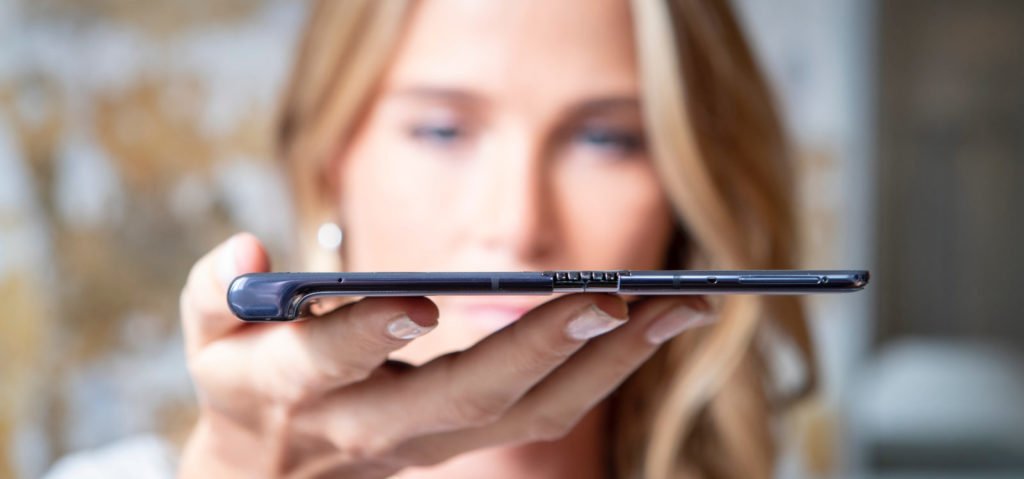 Huawei mate x 's werelds eerste 5g opvouwbare telefoon 1