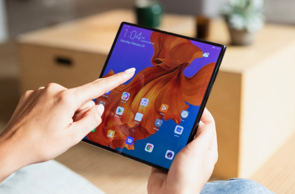 Huawei Mate X the World’s First 5G Foldable Phone 3
