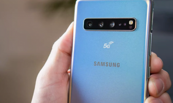Telefon pintar kalis air terbaik Samsung Galaxy S10 5g