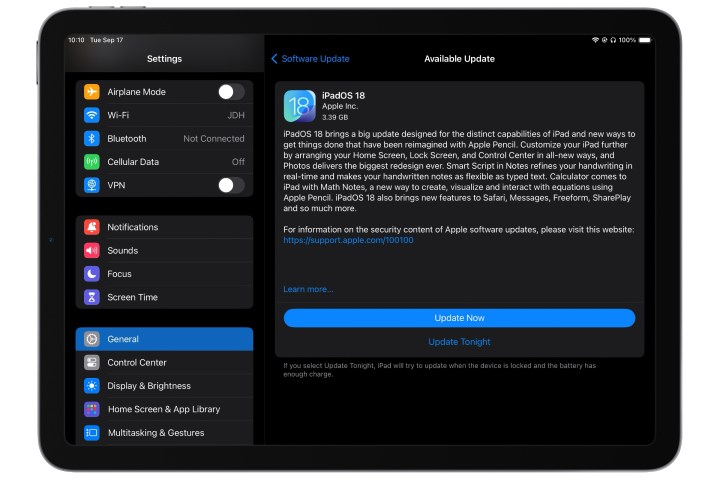 iPad showing iPadOS 18 software update.