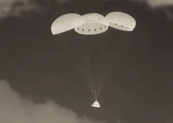 Boeing Starliner Safely Returns to Earth Without Crew