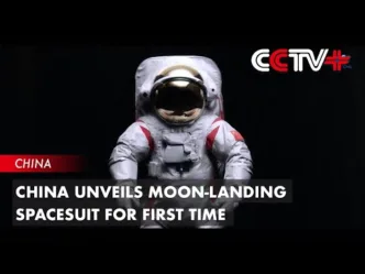 China Unveils Unique Spacesuits for Moon Mission