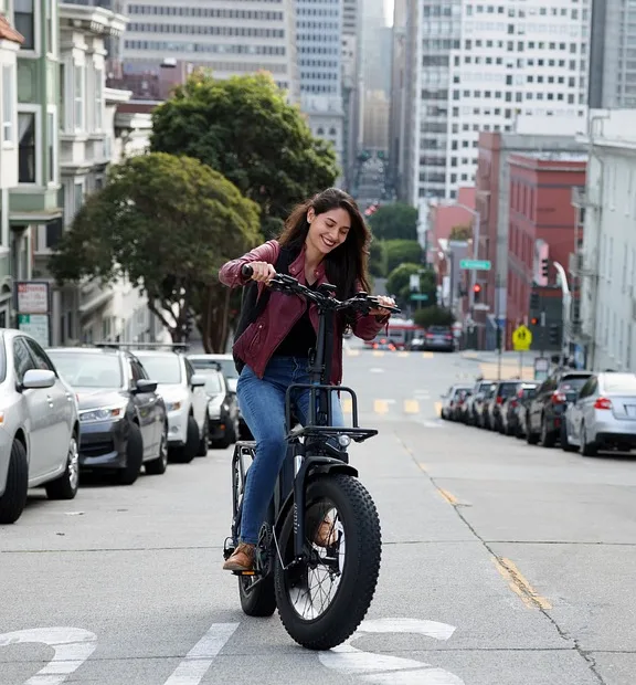 What’s the difference between an e-bike and an electric bike?