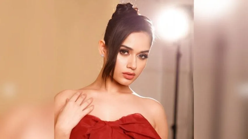 Jannat Zubair Turns Up the Heat with Daring New Shots