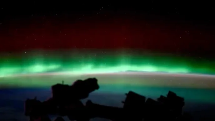 Stunning Aurorae Around The World Caused By Solar Storms