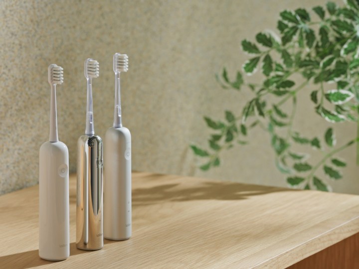 Laifen Wave Electric Toothbrush three handle variations on tabletop