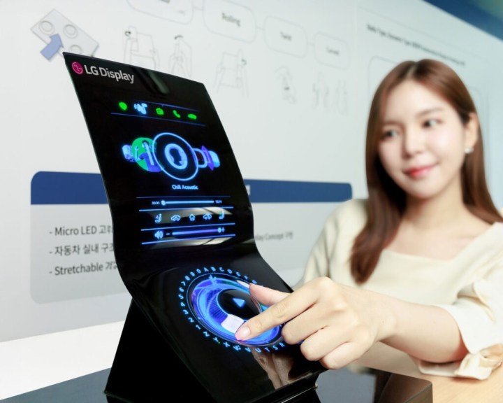 Showcasing LG's innovative stretchable display technology.