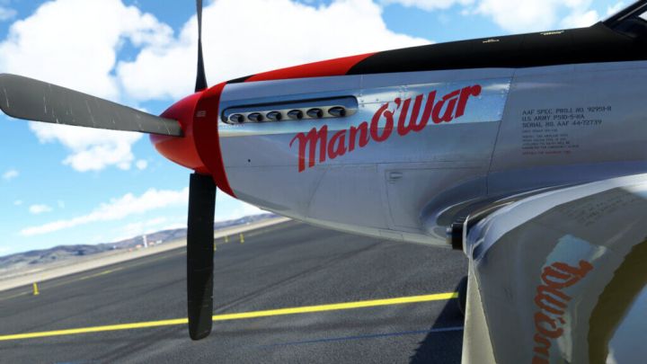 A single propeller plane with Man O'War written on it. It's on a runway in Microsoft Flight Simulator 2024