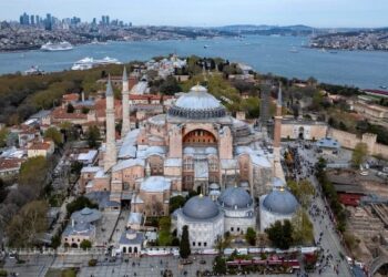 Hagia Sophia Readies for Future Earthquake in Istanbul