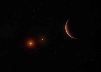 Luke Skywalkers Planet Orbiting Two Stars or Brown Dwarfs.jpg