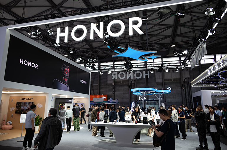 AI Agents to Dominate Mobile Devices in Next Decade, Says Honor's President