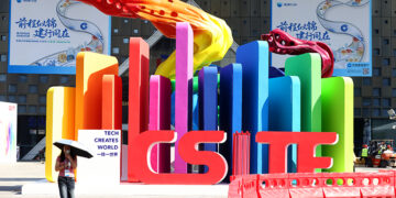 CSITF Launches with 1,006 Exhibitors as China Boosts Tech Trade