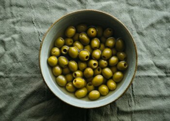 Does Fish Oil or Olive Oil Promote Pancreatic Cancer?