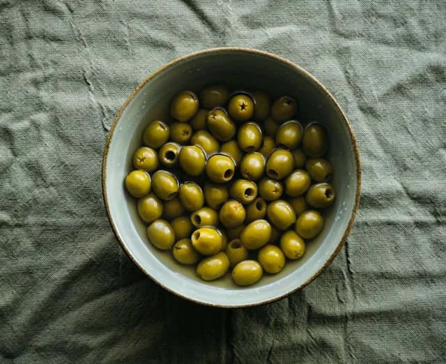 Does Fish Oil or Olive Oil Promote Pancreatic Cancer?