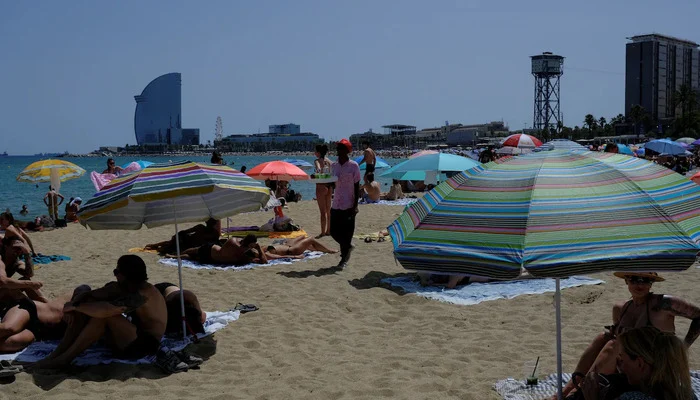 Europe braces for prolonged heatwave with temps nearing 40°C