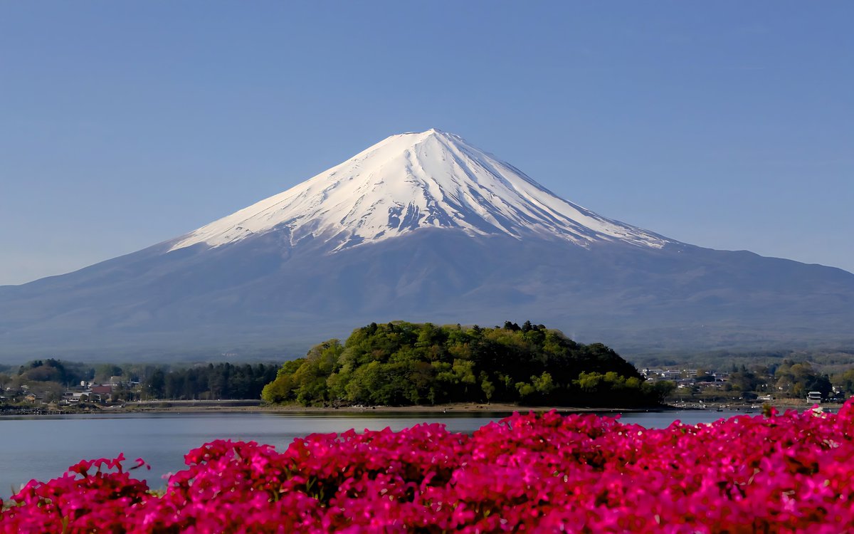 World’s Most Naturally Beautiful Countries

1.  Japan
2.  Nepal
3.  Italy
4.  Ma