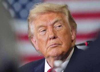 Trump Affirms Pilot Safety After US Apache Crash Near Hormuz