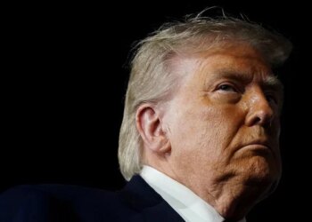 Trump Claims Iran Shot Down Apache, Urges U.S. Response