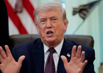 Trump denounces US House's 'unpatriotic' move to end Iran conflict