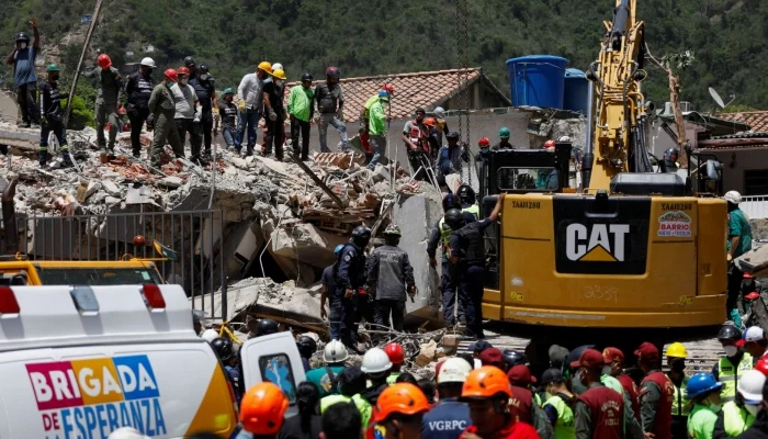 Twin earthquakes devastate Venezuela, death toll nears 1,000