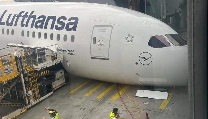Watch Lufthansa Boeing Jet Tip onto Its Nose at German Airport
