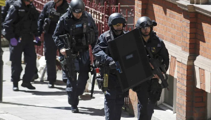 12 Arrested in UK Plot Targeting Tablighi Jamaat Gathering