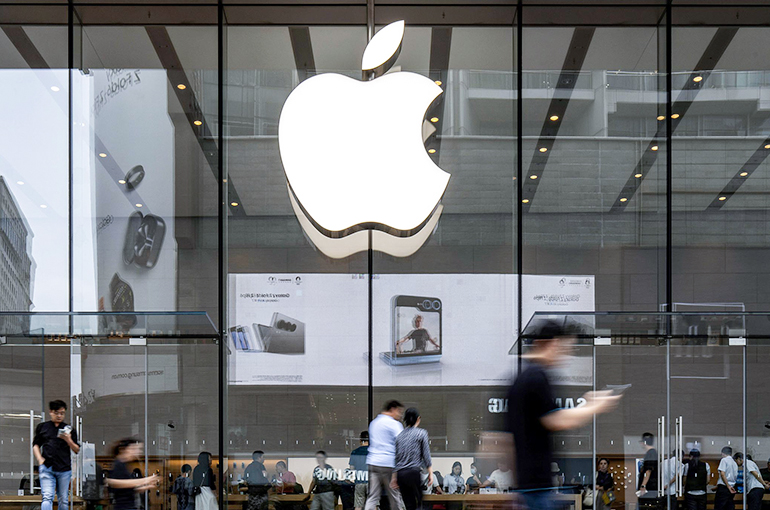 China Approves Apple's AI Features for Mainland iPhones