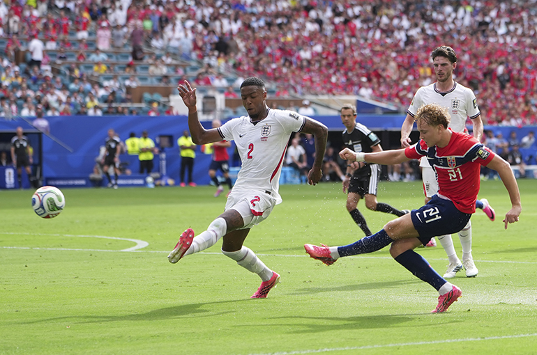 Chinese AI Dominates World Cup: 66% Accurate in Fan Prediction Contest
