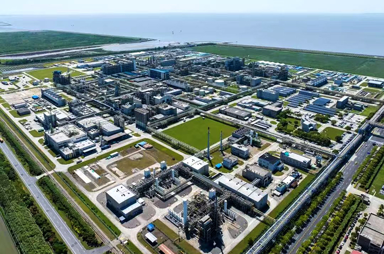 Covestro Plans Major MDI Plant in Shanghai, Explores UAE Expansion