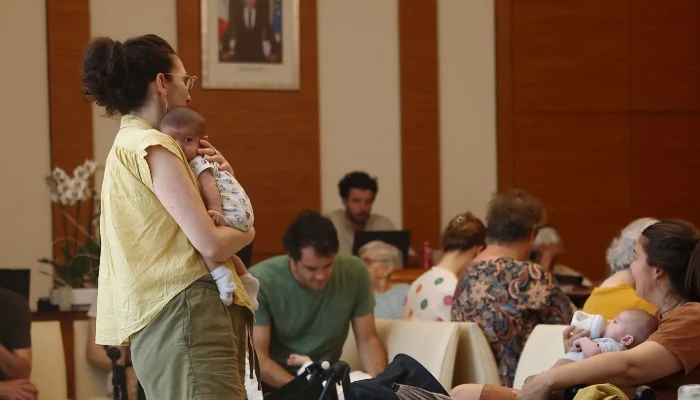 France's Highest Court Recognizes Foreign Surrogacy Children