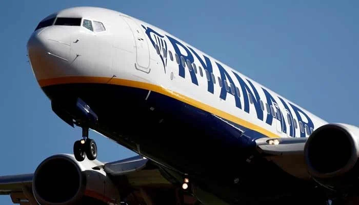 Man almost pulled out of ‘detached’ window on Ryanair flight