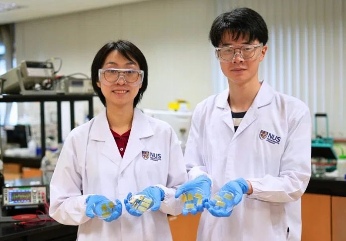 Self-Healing Waterproof Electronic Skin Enhances Dive and Robotics Safety