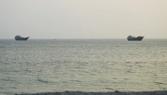 Shipping Firms Steer Clear of US-Guided Hormuz Route Post-Iran Attacks