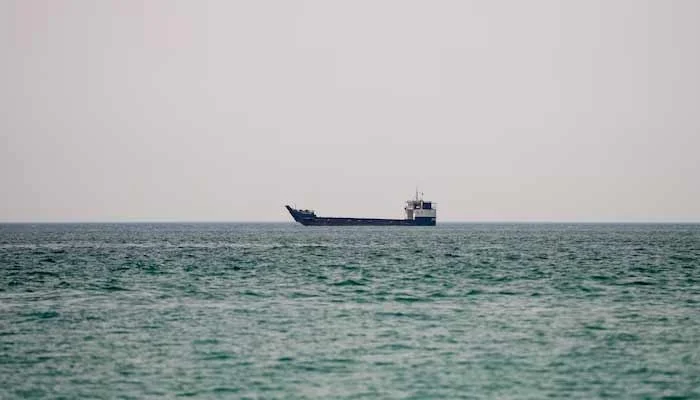 Shipping & Unions View Hormuz as a Warzone Still