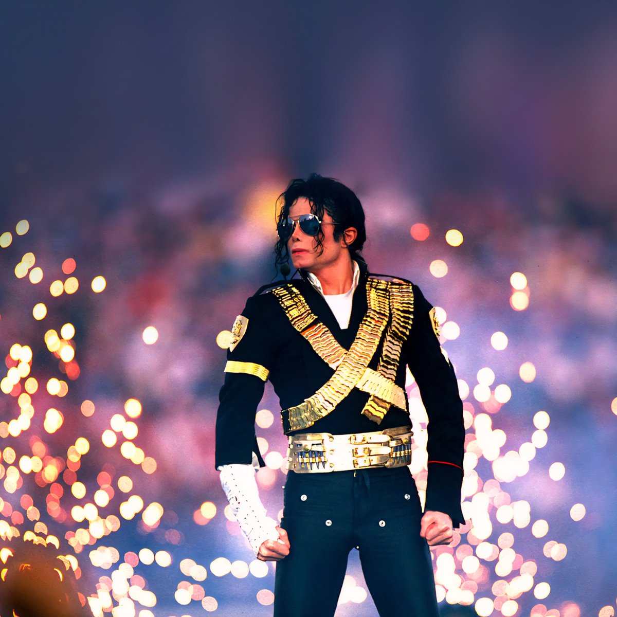 Rating of the Best Musicians of All Time:

1. Michael Jackson
2. Elvis Presley
3