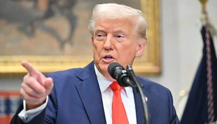 Trump Restores Iran Port Blockade, Warns of Strikes on Energy Sites