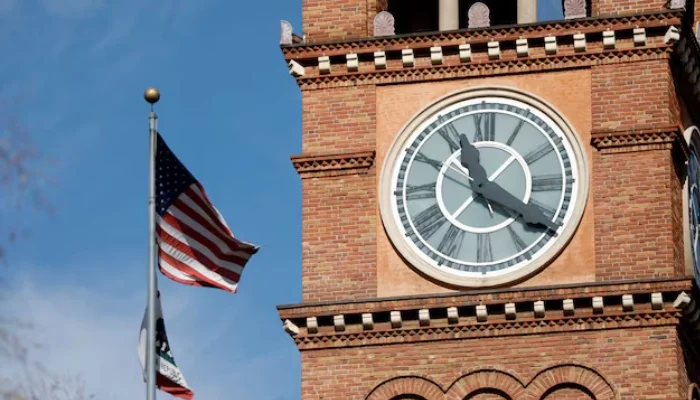 US Lawmakers Debate Ending Semiannual Time Changes