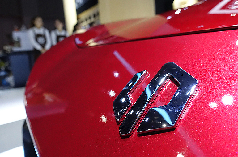 Leapmotor, Chinese EV Maker, Exits 'Survival Warning,' Founder States
