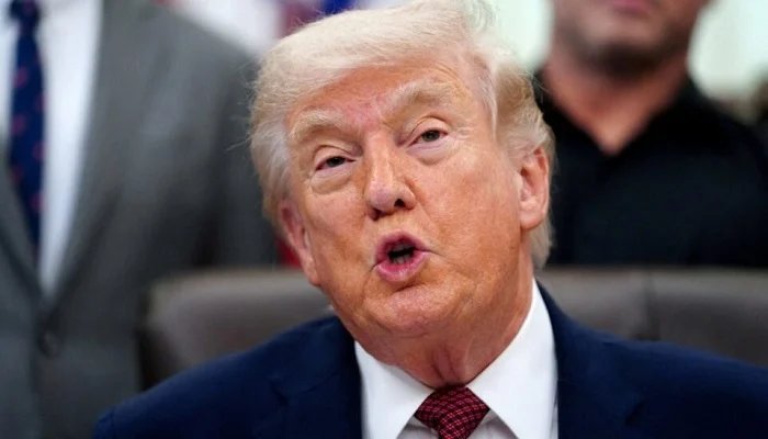 Trump's approval drops as economic concerns sway voters to Democrats