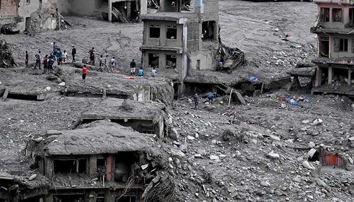 China-Nepal Floods Kill Over 1,000; Tunnel Rescue Provides Last Hope
