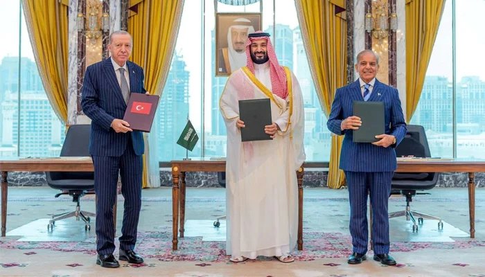اتفاق باكستان والسعودية قد يمتد إلى العالم الإسلامي وإيران، زعيم تركي