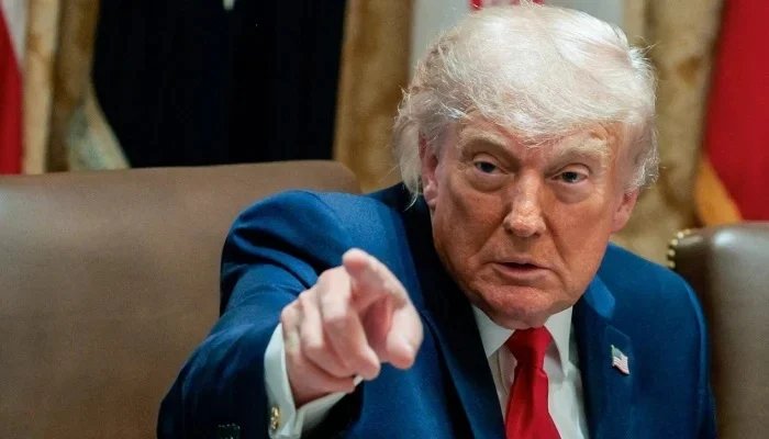 ترامب يمنع CNN وMSNBC وPolitico من البيت الأبيض في تصعيد جديد مع الإعلام