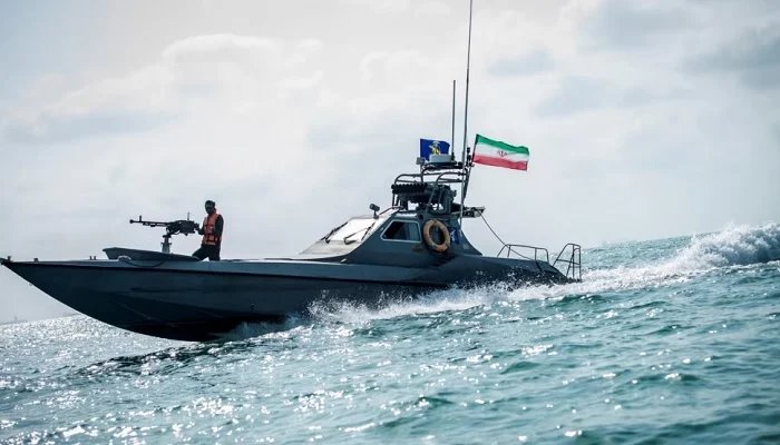 إيران تزداد هجماتها على السفن للحفاظ على أسعار النفط قبل الانتخابات الأمريكية
