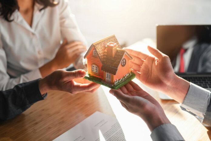 اختراق البيانات قد يصعب الحصول على قروض السكن لسنوات