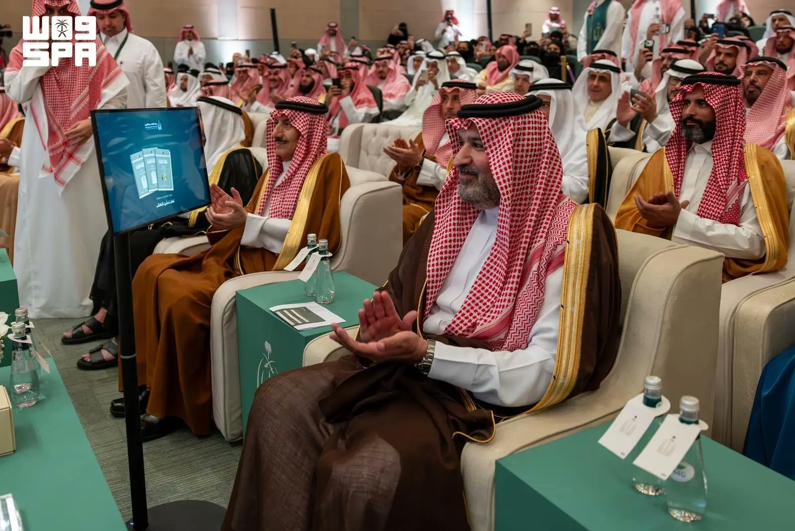 جريدة الرياض | دارة الملك عبدالعزيز تطلق برنامج “الأعمال الكاملة للمؤرخين” لأول مرة