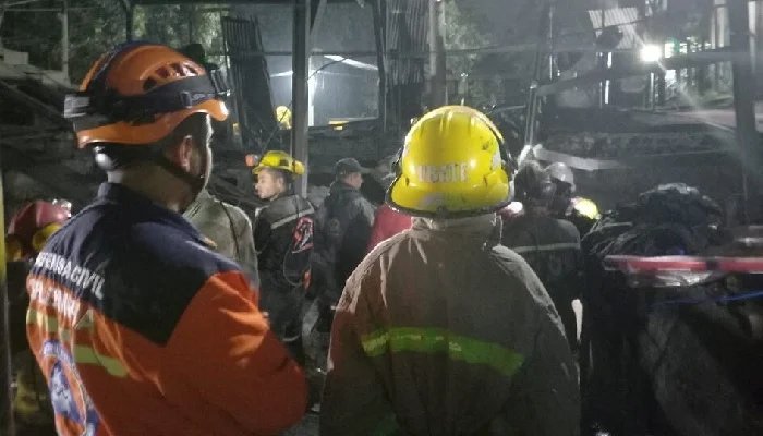 مقتل 14 في انهيار منجم بكولومبيا يبرز مخاطر التعدين غير المنظمة